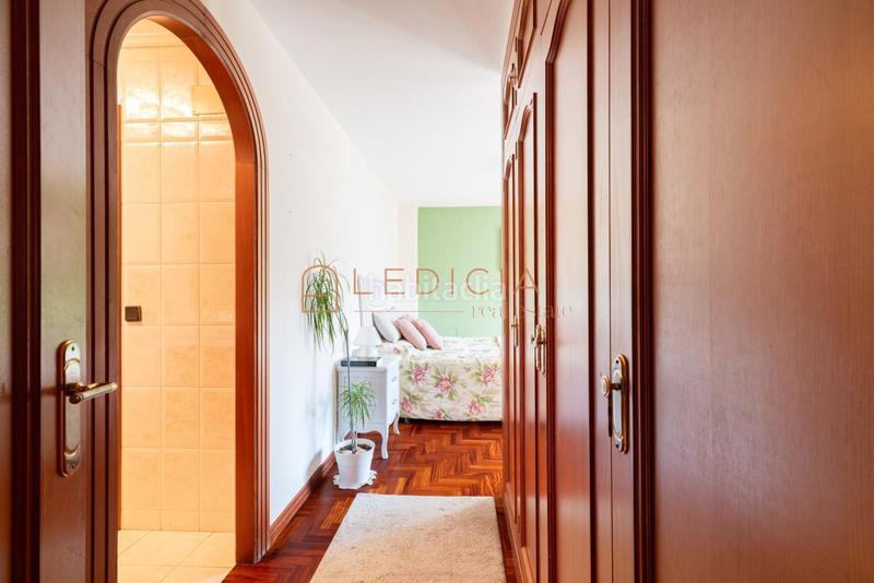 Foto 70d31c43-ade5-443c-a1e8-b6d52689ca11. Chalet en Valadares - Beade Vigo