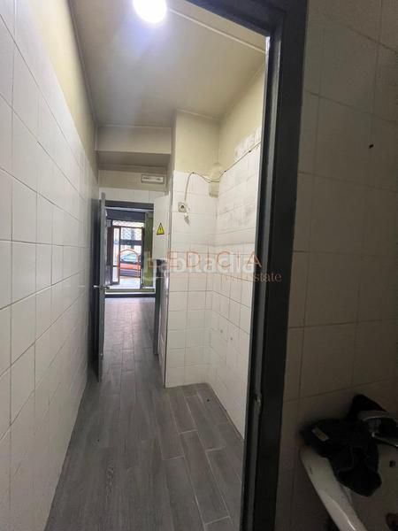 Foto 53316429-48c3-4134-b030-a1e110727a2d. Location local commercial dans Casablanca - Calvario Vigo