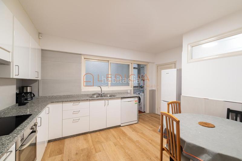 Foto b985e84c-48e2-40f5-b368-f3c751ddfdb1. Appartement dans camelias 103 dans Camelias - Pi y Margall Vigo