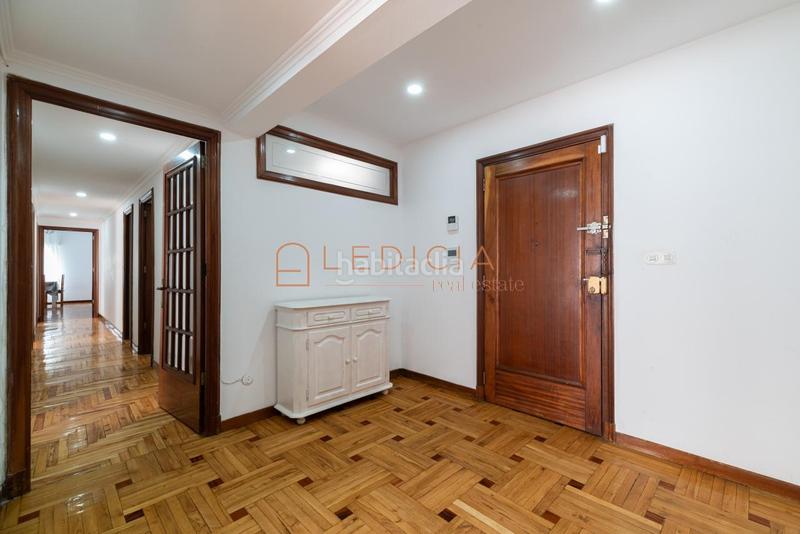 Foto b8d81e88-6705-4ba6-a697-1aad3996310f. Pis a camelias 103 a Camelias - Pi y Margall Vigo