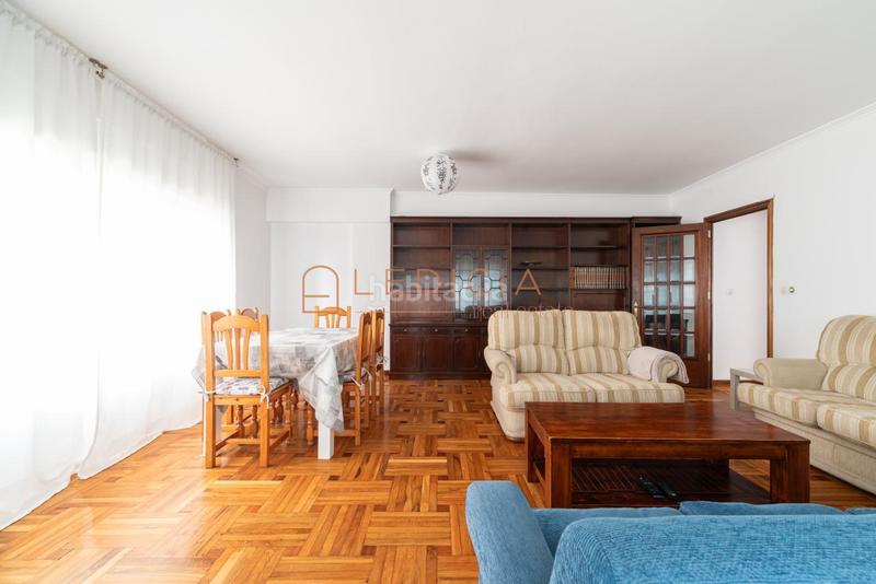 Foto 4f477363-9953-4528-af2a-cf7634944c49. Piso en camelias 103 en Camelias - Pi y Margall Vigo