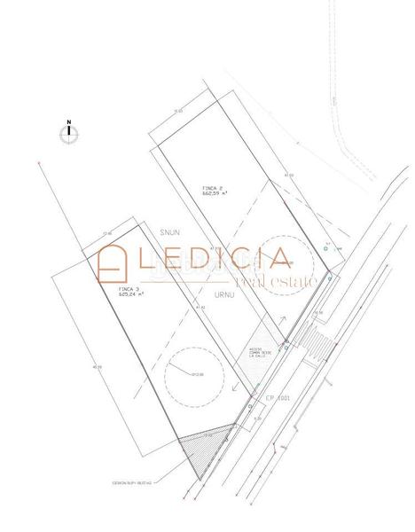 Foto 1c097c14-319d-4d31-9e77-93f148b9e0f1. Terreno residencial en avenida de lugo 77 en Coiro Cangas