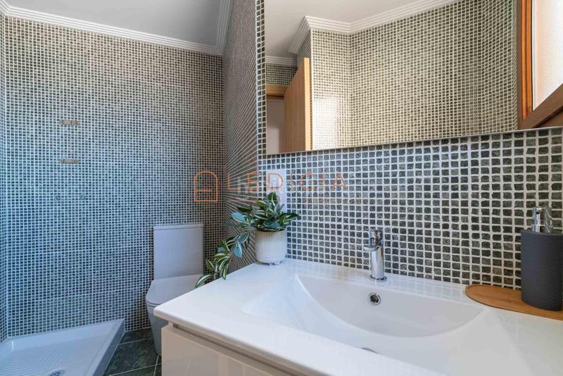 Foto 7a289c9b-3dd9-4aee-aa15-ef7e7e5bd69f. Piso en Porriño (O)