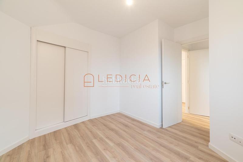 Foto 2db19d50-ae5d-456a-9de9-393ca4ac4a10. Dachwohnung mit heizung parking in Porriño (O)