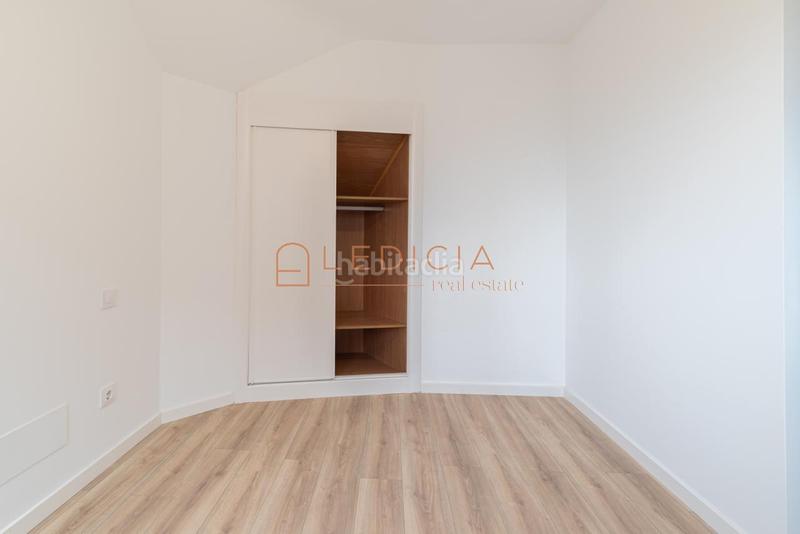 Foto 86ae7c11-1e51-48a6-8f42-4a447f2be337. Dachwohnung mit heizung parking in Porriño (O)