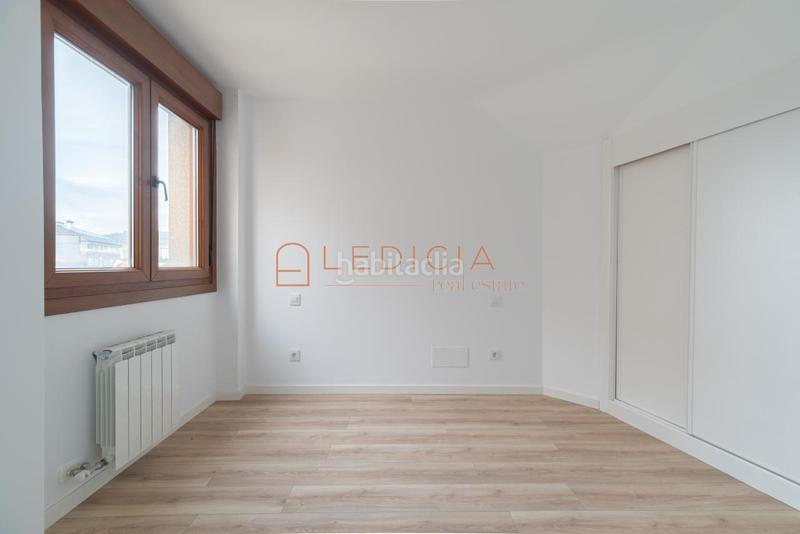 Foto b270fae2-a60a-4201-a3b4-36c950b27f05. Dachwohnung mit heizung parking in Porriño (O)