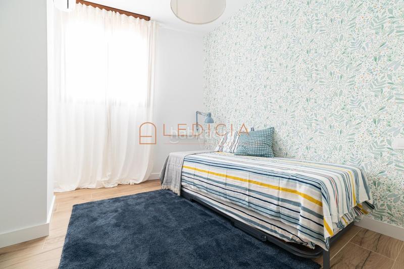 Foto d291f42d-2bdd-46e7-b15c-4866232f9915. Etagenwohnung mit heizung in Coiro Cangas