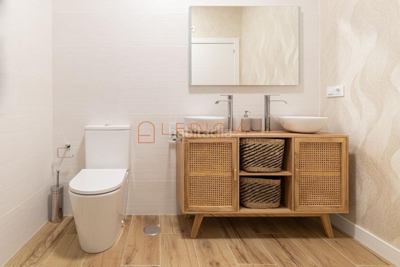 Foto 028397aa-4ee6-4547-8c6f-27abd71d400e. Pis amb calefacció a Coiro Cangas