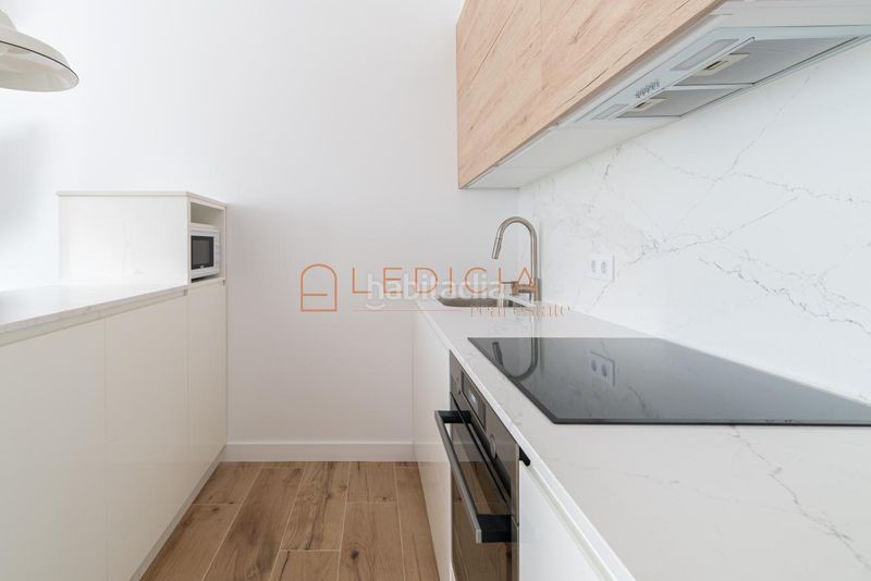 Foto 6e7d508c-d709-4cad-84b5-3267be1de1ec. Pis amb calefacció a Coiro Cangas