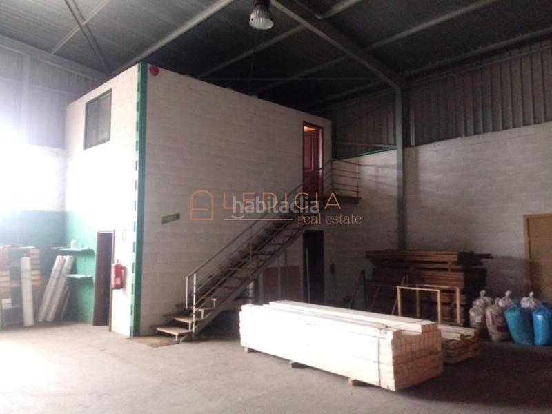 Foto aec5bf0c-1056-4ac9-a5ce-3ff22f63b7bc. Nave industrial en Allariz