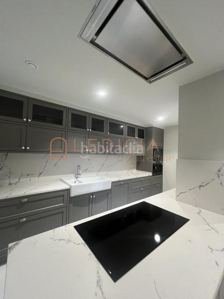 Foto 55b1c37d-3e24-4954-989c-323cec5b0823. Attico con riscaldamento in Centro - Areal Vigo