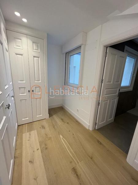 Foto 7bd18db0-7cf5-44c2-9953-875caad20ce6. Dachwohnung mit heizung in Centro - Areal Vigo