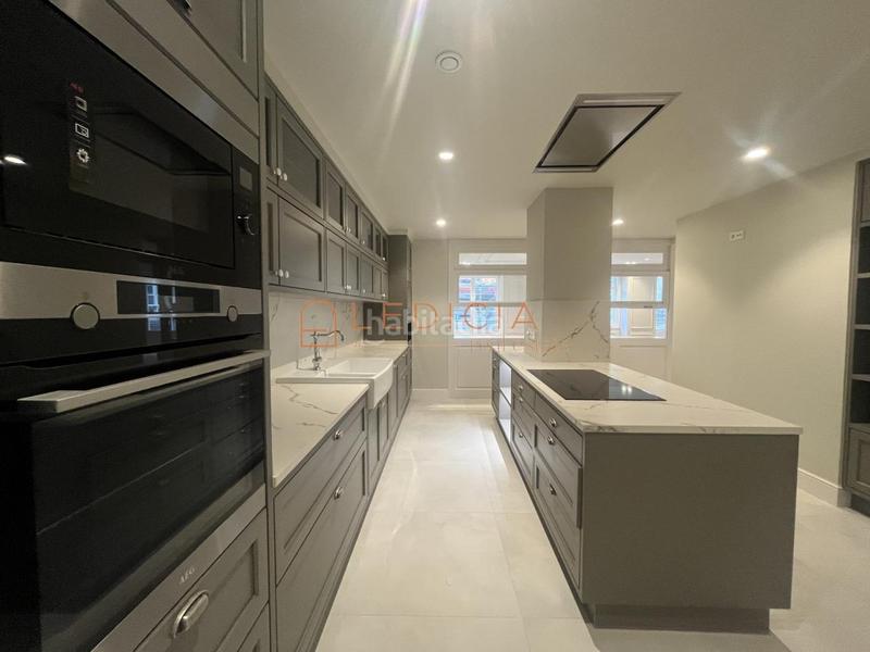 Foto a71d5cd2-1541-429c-95c6-c4f6e1a2ce30. Dachwohnung mit heizung in Centro - Areal Vigo