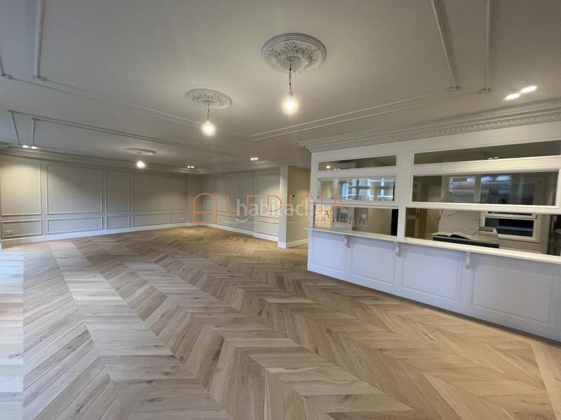 Foto 3165896a-e7b3-4516-ae3a-693bde1ae79e. Penthouse with heating in Centro - Areal Vigo