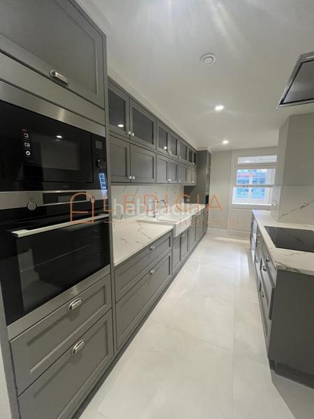 Foto 87278c24-b2d9-46fe-a456-142117672285. Penthouse with heating in Centro - Areal Vigo