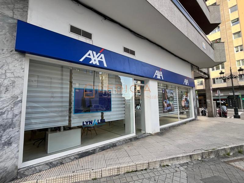 Foto 03c6ef4a-7f75-41d2-a240-45ccfa6be8b0. Alquiler local comercial en Plaza España - Corte Inglés Vigo