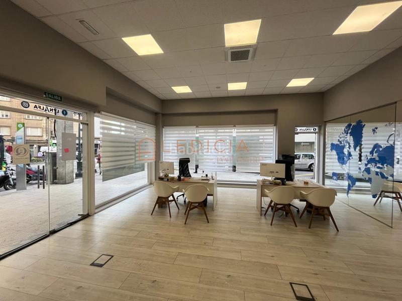 Foto 907d9a09-c82f-45bb-a6ea-560df2df9aa9. Lloguer local comercial a Plaza España - Corte Inglés Vigo