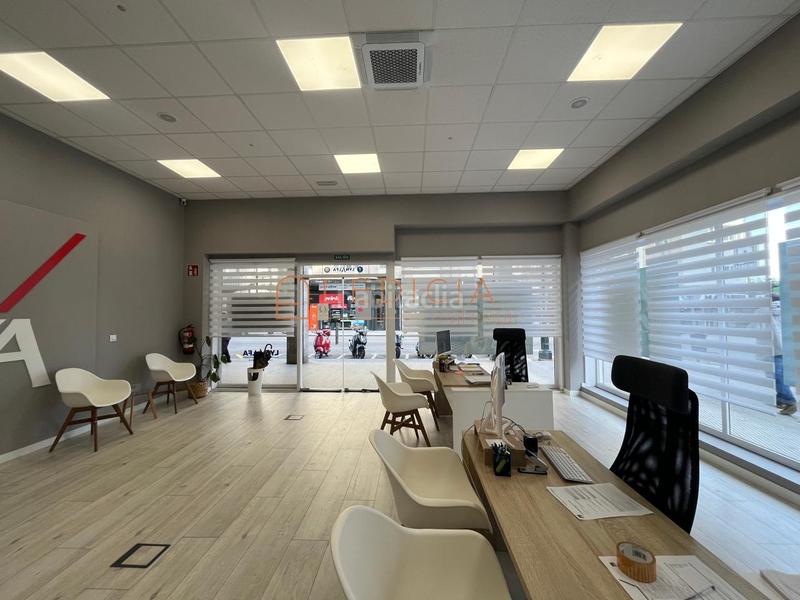 Foto 70f982e6-7f5b-4efd-b4cb-07b65ae0b9f7. Location local commercial dans Plaza España - Corte Inglés Vigo