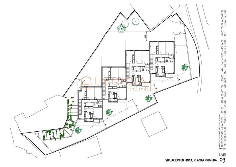 Foto f8ed69b8-8823-45b4-9b08-e7a408fce43d. Casa a schiera con riscaldamento parcheggio piscina in Vigo