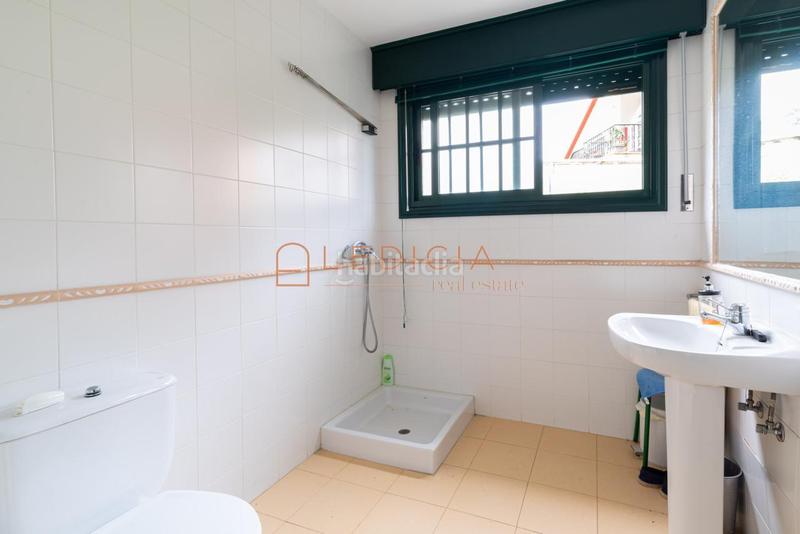 Foto 524ace72-7645-4c50-ae17-18b1923e8bac. Chalet with heating parking in Sardoma - Castrelos Vigo