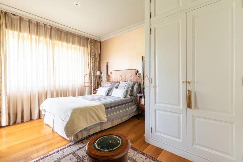 Foto 70ace7db-49cc-4ece-9e58-b5e468511a24. Chalet with heating parking in Sardoma - Castrelos Vigo