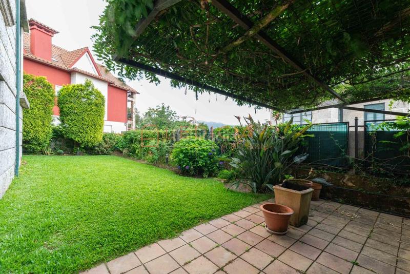 Foto a1439328-82f5-4d04-a200-c1eb943cde1e. Chalet con riscaldamento parcheggio in Sardoma - Castrelos Vigo