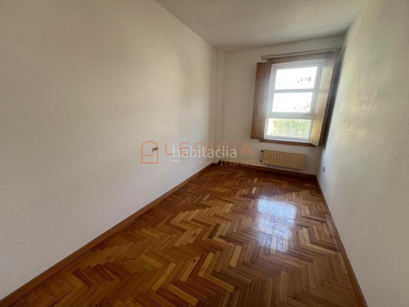 Foto 4c4adc70-3014-4b7a-a8ad-eabd8a19c778. Piso en pateira 11 en Lavadores Vigo