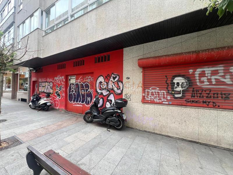Foto 24136e9d-79c9-4894-a466-ffdff75b6332. Local comercial en O Castro Vigo