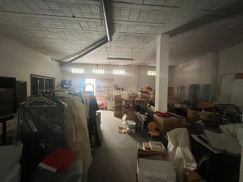 Foto 9e9cf340-4a44-4825-8768-404e73a0e451. Local comercial en O Castro Vigo
