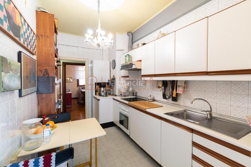 Foto b7aecf27-1920-4541-9845-00fd88525c21. Flat in Camelias - Pi y Margall Vigo