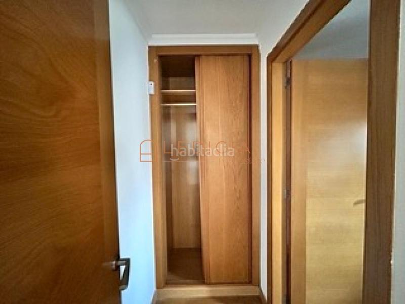 Foto 46d554c7-0245-41a0-803e-531113868746. Studio with heating parking in travesía de Vigo - san xoán Vigo