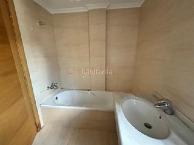 Foto 66c555e9-7d8e-478c-84b1-0f70bb209d3a. Studio with heating parking in travesía de Vigo - san xoán Vigo