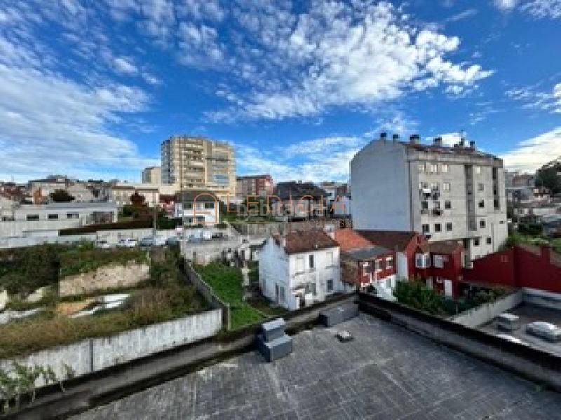 Foto 6ef5ee7b-f27f-46bd-b11a-857b0da65372. Studio with heating parking in travesía de Vigo - san xoán Vigo