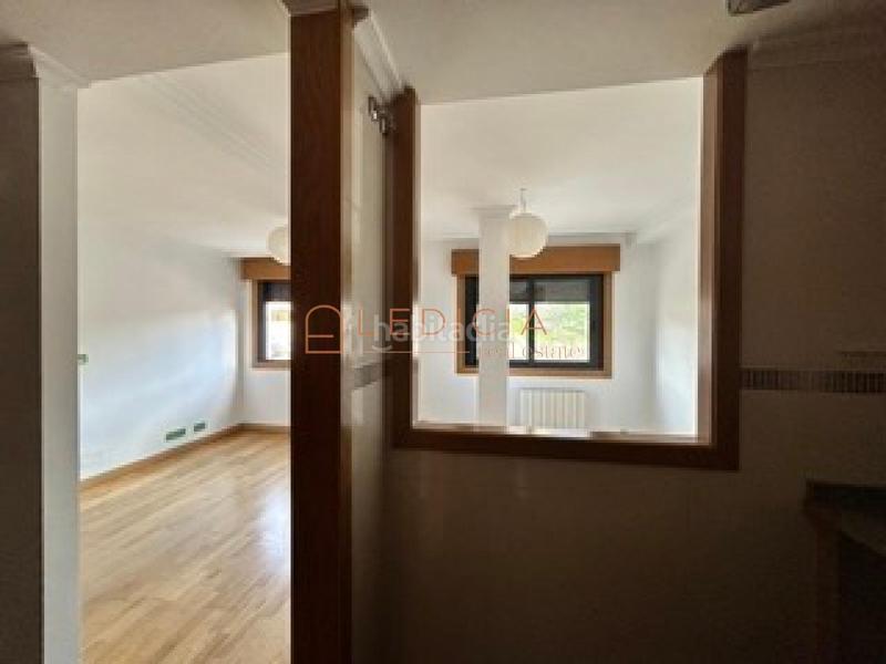 Foto 59cea0b3-1d6f-4f3e-ba9d-fc7a9e05cfd9. Studiowohnung mit heizung parking in travesía de Vigo - san xoán Vigo