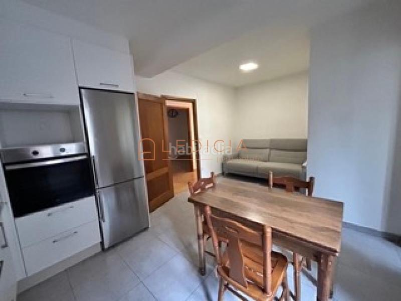 Foto e4651152-fa68-4fba-ac81-fe426fcee0d1. Rent flat with heating in Centro - Echegaray Pontevedra