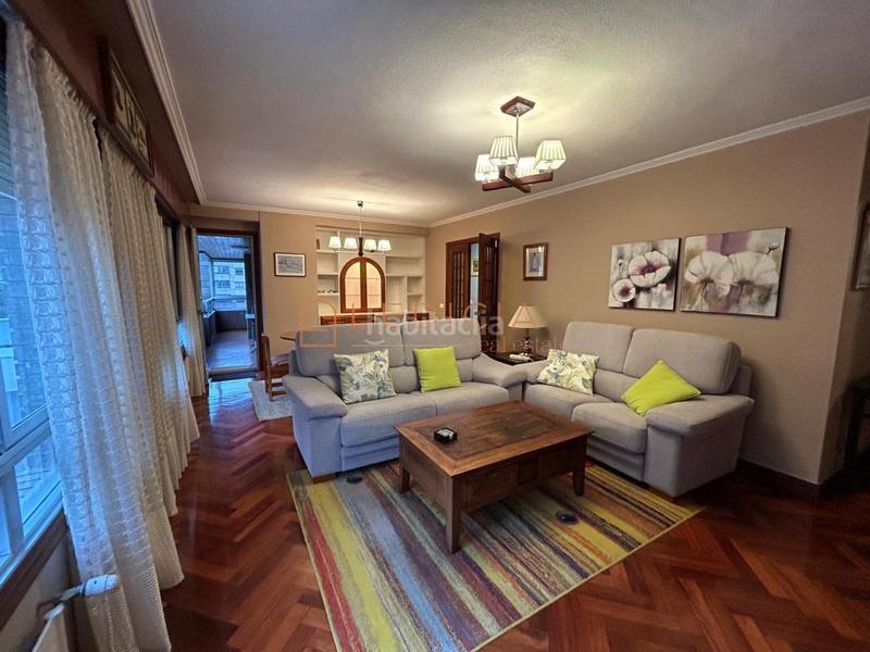 Foto e5cbcfed-c8ad-4347-a5fb-b68db73ac9af. Rent flat with heating parking in Centro - Areal Vigo