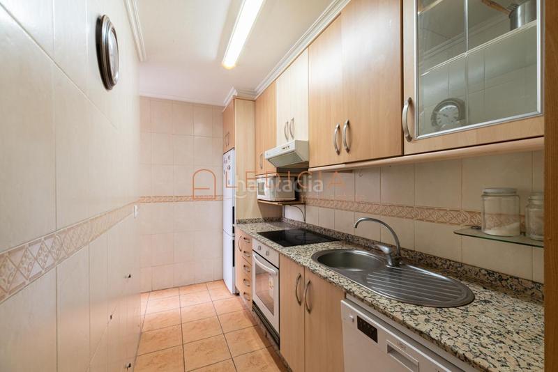 Foto 3083eb57-5b4d-4177-8536-85cb25b3f54b. Pis amb calefacció aparcament a Centro - Areal Vigo