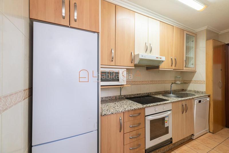 Foto 4b370158-89b4-47d6-8017-2281704710e2. Pis amb calefacció aparcament a Centro - Areal Vigo