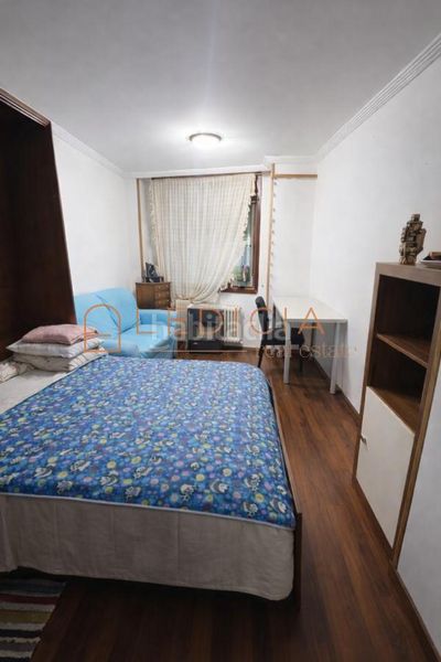 Foto 1fe1a344-3976-4d84-85e0-6ffd31c7c836. Studio avec chauffage dans Casco Vello Vigo