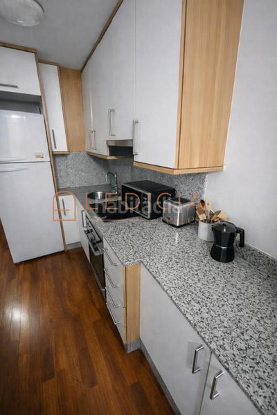 Foto f0cb8e2a-1efc-468e-b45f-a4d49422ba1f. Studio avec chauffage dans Casco Vello Vigo