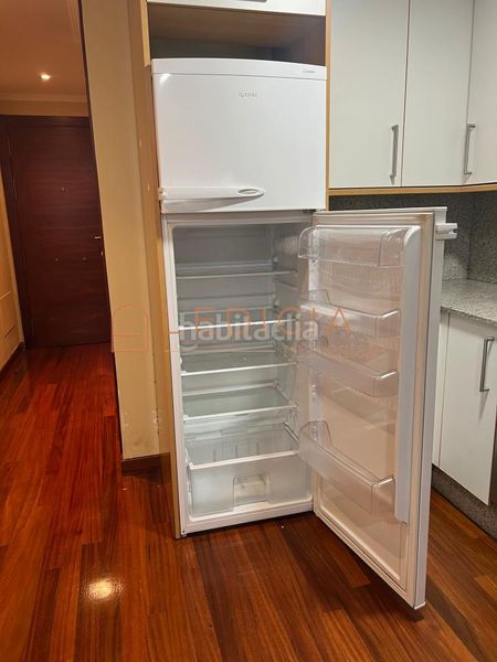 Foto c1273137-be31-4362-bfff-509b28a84f37. Studio avec chauffage dans Casco Vello Vigo