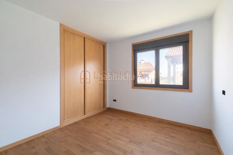 Foto 0d9ac834-b885-4654-8e8b-1db78bbfb84e. Chalet dans lugar eidos de abaixo 16 parcela 2 dans Tomiño