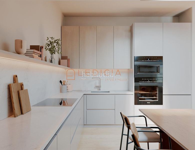 Foto 033ce466-a62c-44a6-924d-1b97cc63cce7. Penthouse with heating parking in Centro - Areal Vigo