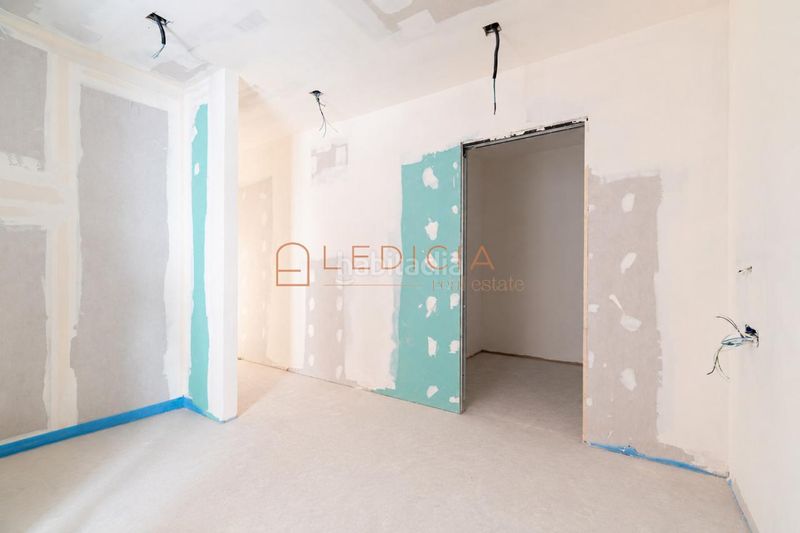 Foto 507b242e-7c8a-43df-bed2-52c4cebf5d59. Penthouse with heating parking in Centro - Areal Vigo