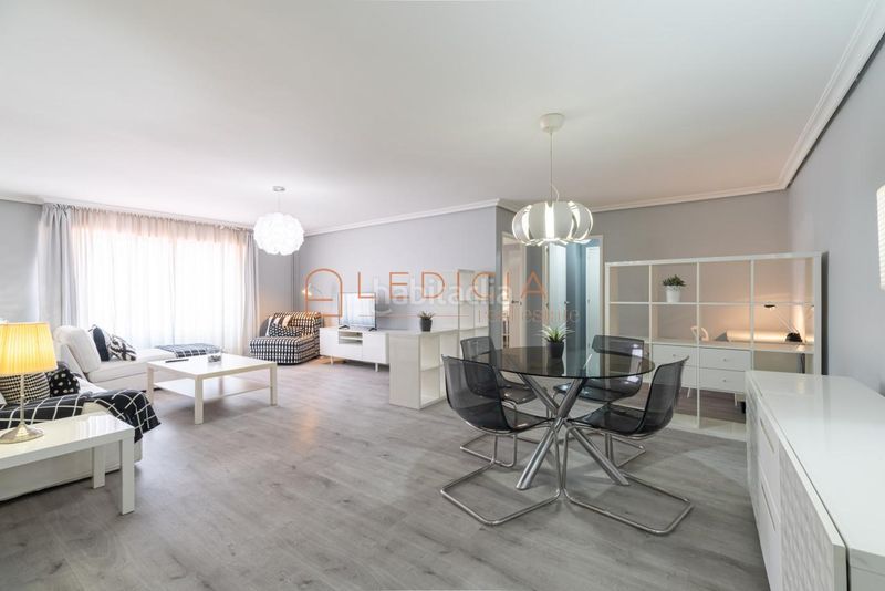 Foto 1be5fa0c-9cfd-4a39-a078-7ed726e9c4f3. Piso en coruña 35 en Plaza de la industria Vigo