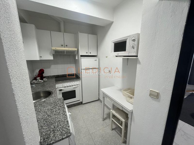 Foto 5205f922-385c-490a-9e99-418c00013f3c. Lloguer pis amb calefacció a Plaza España - Corte Inglés Vigo