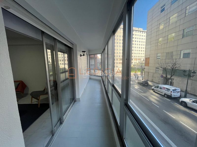 Foto ab31f993-6968-4509-b6dd-a739adb399cd. Lloguer pis amb calefacció a Plaza España - Corte Inglés Vigo