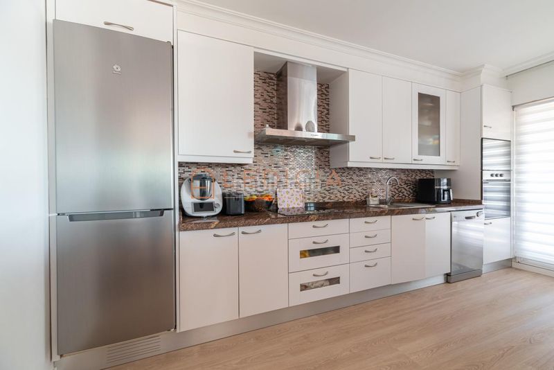 Foto 07783c2f-b3ee-4d8c-bf7a-c96e2839db74. Àtic a padre seixas 30 a Comesaña - Matamá Vigo