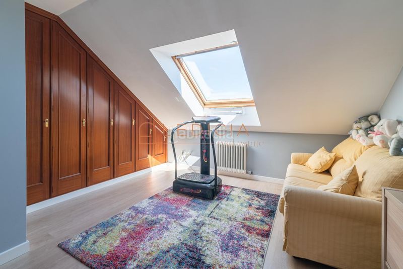 Foto 69773fb7-7cfa-4652-97e0-e60901f3d202. Àtic a padre seixas 30 a Comesaña - Matamá Vigo