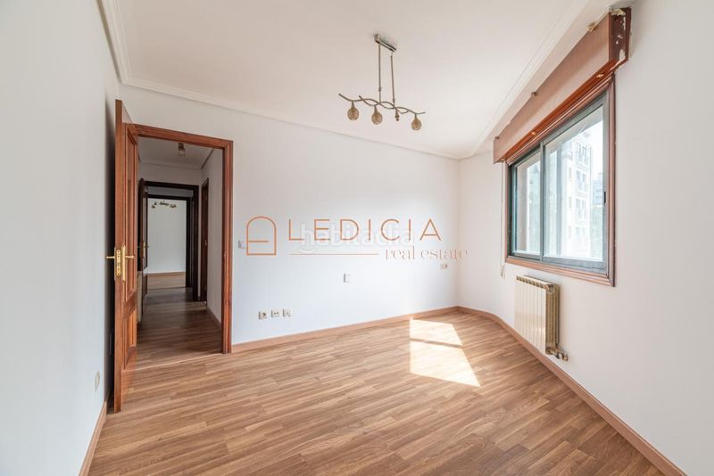 Foto 2ce6b11f-df67-4ecd-b5ab-1a1acf709dae. Pis amb calefacció aparcament a travesía de Vigo - san xoán Vigo